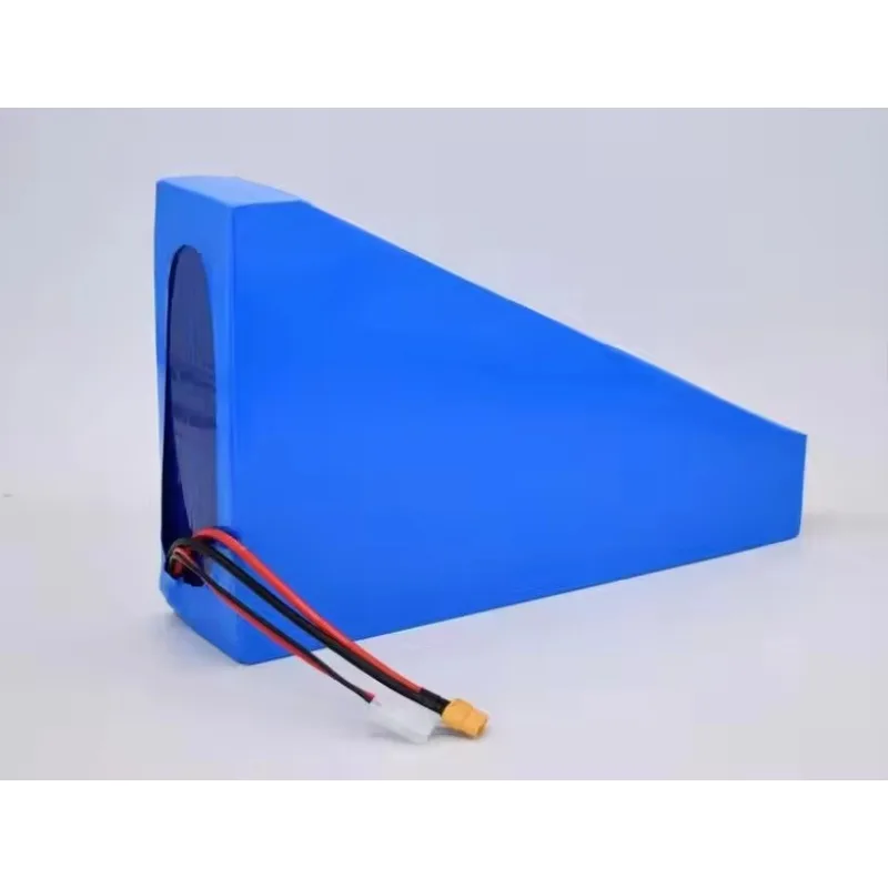 電動スクーター24V 36V 48V 52V 60V 72V - Ebike Battery 52V 20Ah Triangle Pack のレビューと価格